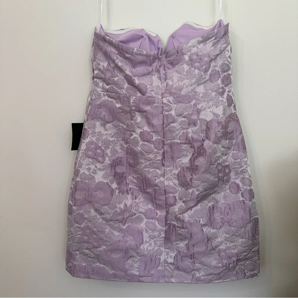 NWT Lulu's Lavender Floral Jacquard Strapless Mini Dress Size M - Picture 5 of 9
